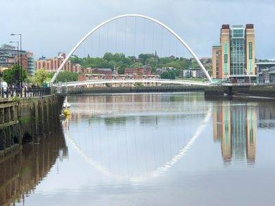 7 Millenium bridge |  Jane Logan