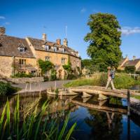 Enjoy a Cotswolds walking holiday | Tim Charody