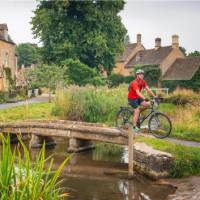 Cycling in the Cotswolds | Tim Charody