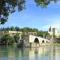 Discover beautiful Avignon in Provence