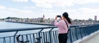 Stopping to take photos of the city in Holland | Jan Bijl Fotografie