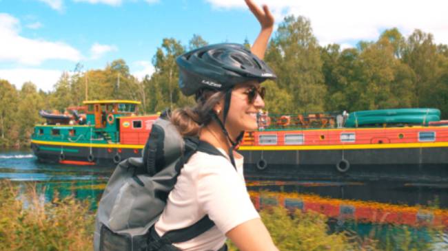 Cycle the Great Glen Way on a barge tour | Tim Charody