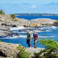 Hiking on Utö on Sweden's archipelago | Roger Borgelid