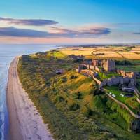 Bamburgh Castle, Northumberland Coast Path | Yin Sun Photography